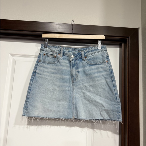 American Eagle Outfitters Dresses & Skirts - American eagle Denim skirt